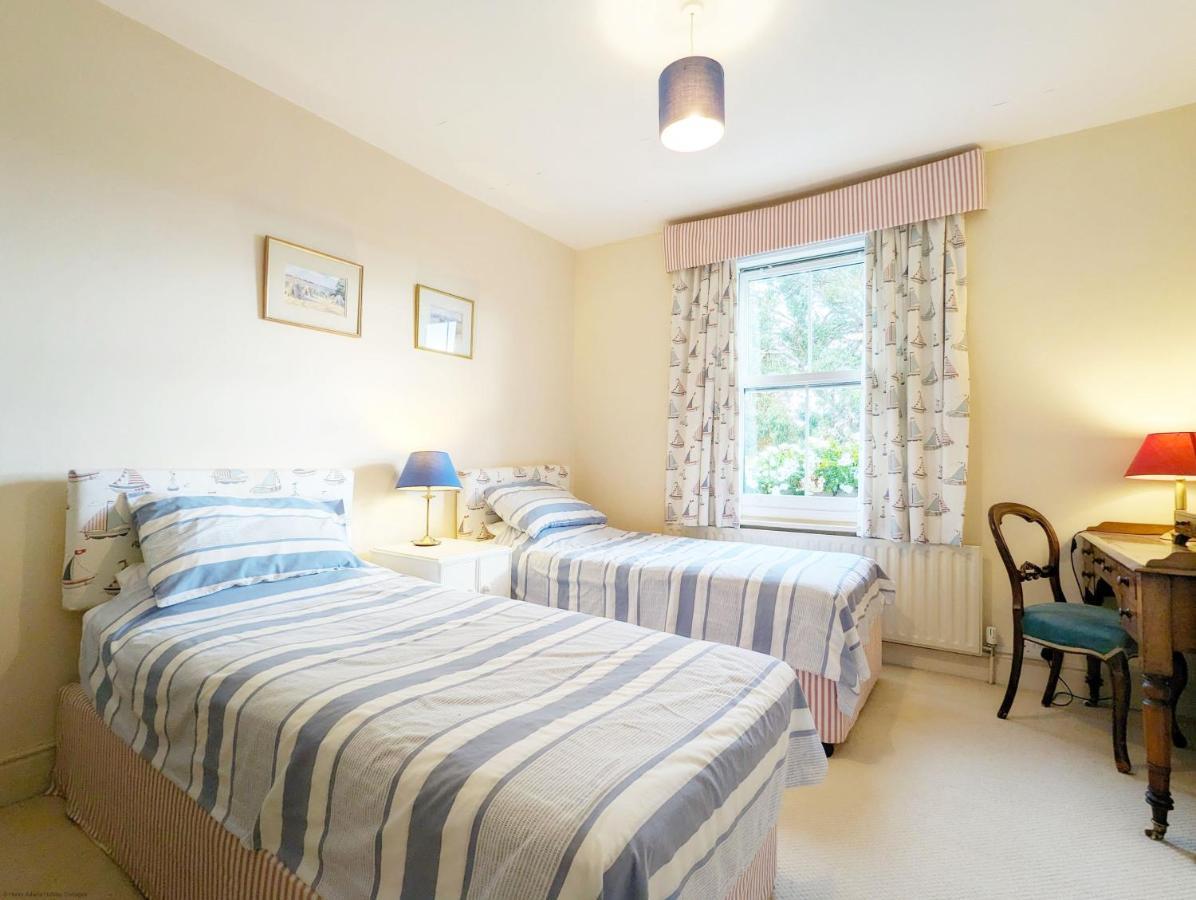 Thorney Road Villa Emsworth Exterior foto